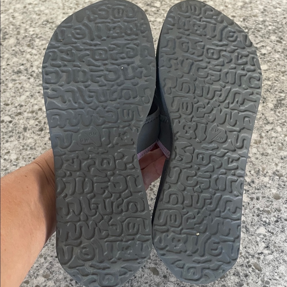 Nike Gray and Purple Flip Flops Celso - Picture 4 of 10